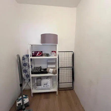 Spacious 2 Bedroom 1 Stop From Historical Center Apartment Kosice