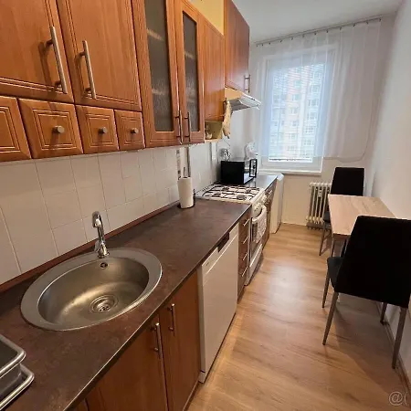 Spacious 2 Bedroom 1 Stop From Historical Center * Kosice